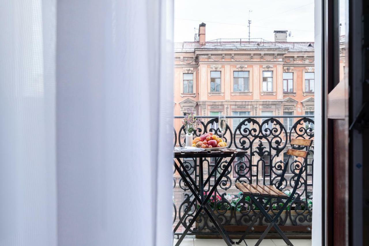 Aston Hotel Saint Petersburg Exterior photo